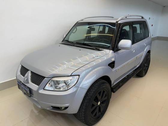 MITSUBISHI PAJERO TR4 2.0 4X2 16V 140CV FLEX 4P AUTOMÁTICO